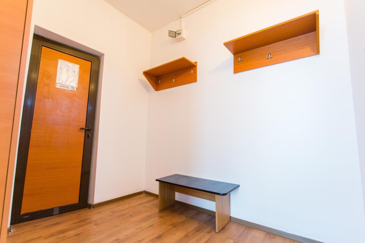 Hostel Horia Plopeni ภายนอก รูปภาพ